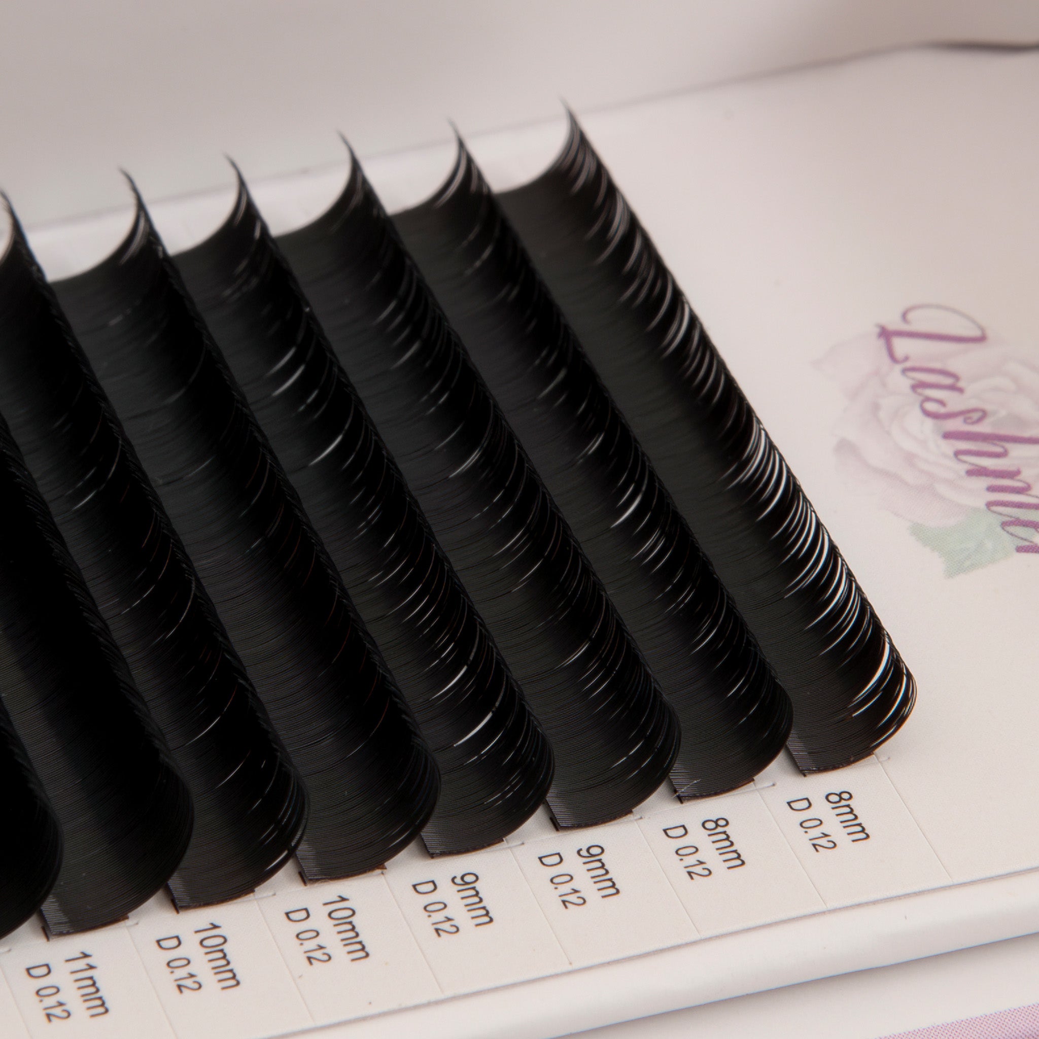 Classic Lashes Thickness (0.10/0.12) 16 Lines - Lashmer
