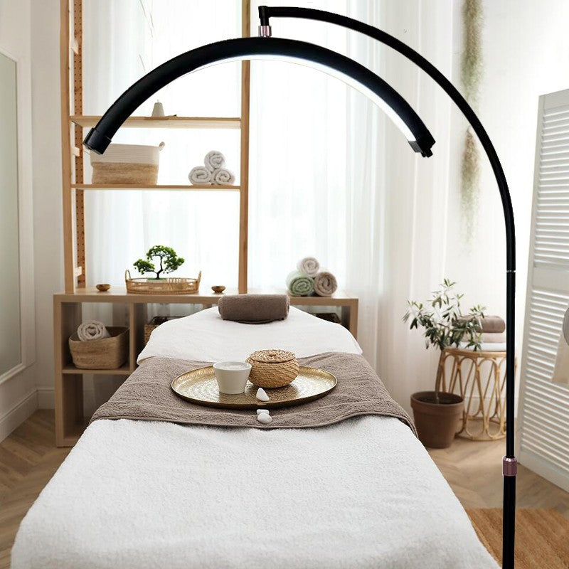 Karma Half Moon Beauty Light 28″ - Lashmer